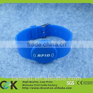 Hot Selling Sport Silicone Bracelet With Chip Inside thumbnail-3