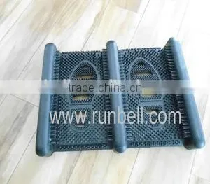 All-weather Outdoor Rubber Boot Scraper Mat & Boot Cleaner 16"x12" thumbnail-4