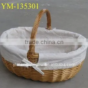 Wicker Picnic Basket With Lining thumbnail-1