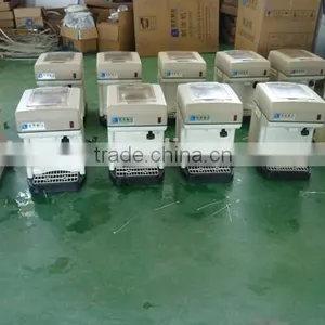 Commercial Semi-automatic Ice Crushing Machine thumbnail-1