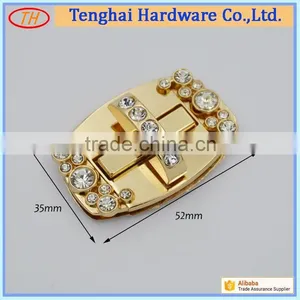 Manufacturer Custom Zinc Alloy Twist Lock With Rhinestone for Bag thumbnail-2