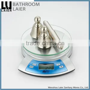Contemporary China Supplier Zinc Alloy Brush Nicked Bathroom Sanitary Items Wall Mounted Toilet Paper Holder thumbnail-5