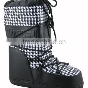 Moon Snow Boots thumbnail-1
