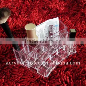 Fan-shaped Acrylic Cosmetic Organizer thumbnail-1