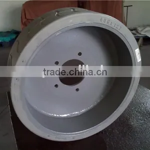 Electric Outdoor Small Hydraulic Scissor Lift Platform Tyre With Grey Rims 5 Holes thumbnail-4