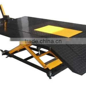 1500lbs Motorcycle Lift Table China Best Sell Air Pump Motorcycle Atv Lift Jack thumbnail-1
