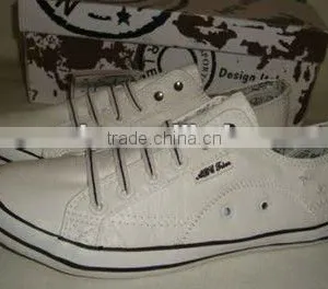 Ladies Canvas Shoes thumbnail-1