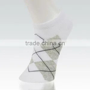 High Sweat Absorbent Men Fuzzy Socks thumbnail-1