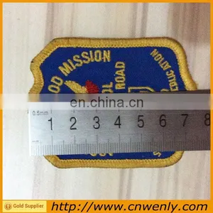 Customized Fabric School Embroidery Badges thumbnail-3