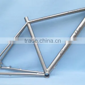 Titanium 700C Road Bike Frame With Internal Cable Routing thumbnail-1