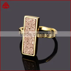 18k Yellow Gold-plated Base Metal Band Ring With Long Rectangle Rose Gold Druzy Stone thumbnail-2