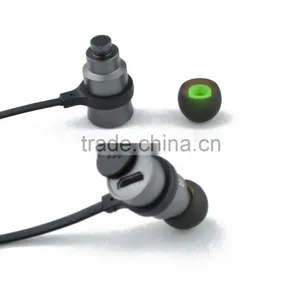 Light Weight Waterproof Sports Bluetooth Earphone thumbnail-4
