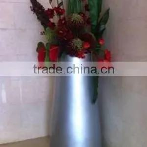 Fiberglass Christmas Flower Pots thumbnail-2