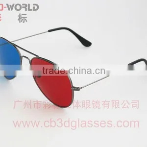 3d Plastic Glasses With Red Blue Lens thumbnail-1