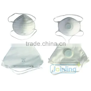 N95 Face Mask thumbnail-1