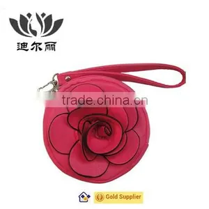 Mini Round Leather Coin Purse thumbnail-4