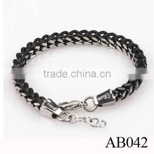 Fashionbale Patch Leather Bracelet Classical Designs for Lady thumbnail-3