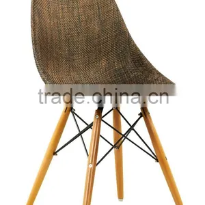 Cheap Simple Design Rattan Bar Stool With Foldable Wooden Feet thumbnail-2