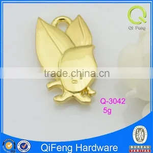Q-3042 Nice Looking Metal Label Like a Sword Custom Metal Logo Tag for Handbag thumbnail-1