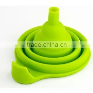 Fashion Colorful Kitchen Super Easy Foldable Mini Silicone Funnel thumbnail-4