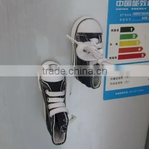 Mini Shoe Fridge Magnet thumbnail-1