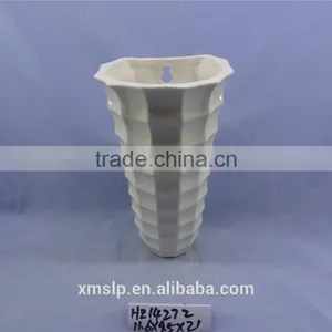 White Porcelain Vase thumbnail-4