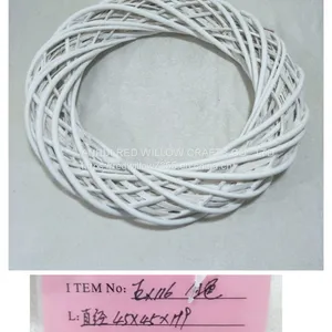 Hot Popular Heart Shaped Wall Decoration White Color Full Willow Round Shape Flower Wreath thumbnail-1