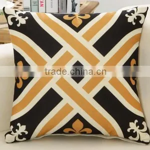 Geometrical Printed Cushion Cover thumbnail-4