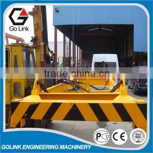 Semi Automatic ZMPC Quality 20 Feet and 40 Feet Container Spreader thumbnail-3