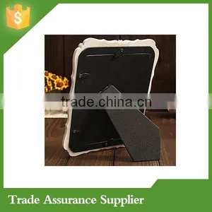 2015 Modern European Pearl Table Top Photo Frame Resin Picture Frame thumbnail-5