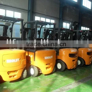 Gasoline/LPG Forklift thumbnail-1