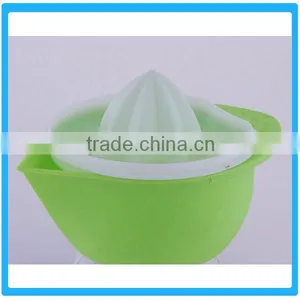 Plastic Lemon Orange Fruit Juicer thumbnail-3