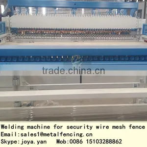 Hebei Supplier 2.5m Width Guard Fence Facility Flat Fence Panels Producing Equipment 2.5mm~5mm Metal Wire Mesh Welding Machine thumbnail-4