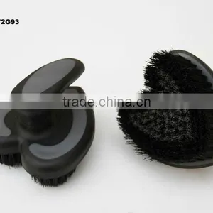 Plastic TPR Cover Horse Massage/grooming Brush thumbnail-1