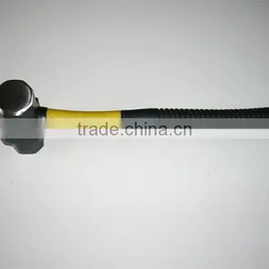 4LB Rubber Sledge Hammer thumbnail-2