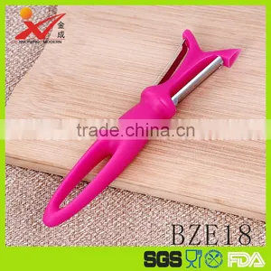 PP Handle Stainless Steel Fruit Apple Grater Vegetable Peeler thumbnail-1