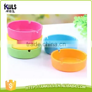 Smoking Accessories Wholesale Promotional Square Round Cigarette Plastic Cigar Ashtray thumbnail-3