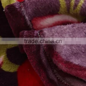 China Supplier Customized Rose Print Summer Blanket thumbnail-4