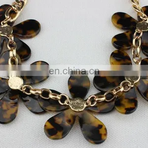 Wholesale Tortoise Shell Jewelry,tortoise Shell Resin Flower Necklace thumbnail-3