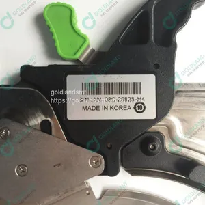 SMT Spare Parts SM 8*2MM Feeder For Samsung SMT Pick and Place Machine thumbnail-4