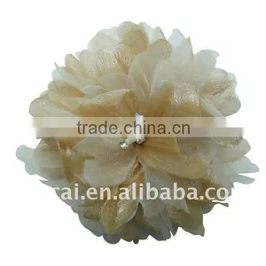 Fabric Flower Brooches thumbnail-1