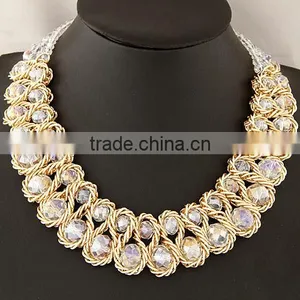 China Jewelry Best Selling American Popular Shining Exquisite Crystal Alloy Charm Gold Statement Necklace in Stock thumbnail-6