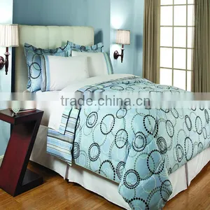 3D Printed Jacquard Comforter Set thumbnail-1