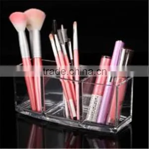Acrylic Brush Holder With Lid in Cosmetic Bags / Cases thumbnail-4
