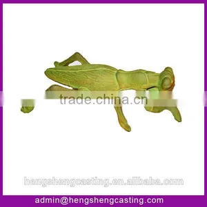 Cast Iron Decoration Insect Mantis thumbnail-1