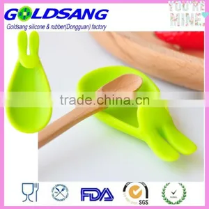 New Design Silicone Spoon Rest,Kitchen Pot Spoon Rest To Keep Spoon Holder thumbnail-1