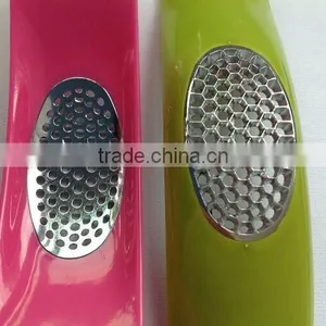 Zinc Alloy Garlic Press/ Garlic Crusher/ Garlic Rocker thumbnail-2