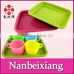 Family Large Plastic Cake Tray thumbnail-1