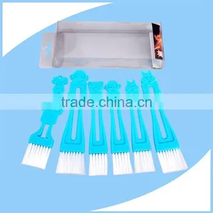 Promotional Plastic Cleaning Brush With Gift Box thumbnail-1
