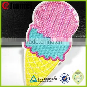 China Professional Iron on Self-adhesive Custom Embroidery Patches thumbnail-4